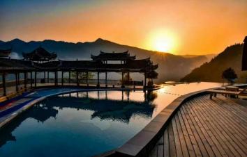 长沙出发怀化溆浦2日自驾游：访百年枫香瑶寨，游空中瑶池，思蒙十里丹霞-游推荐