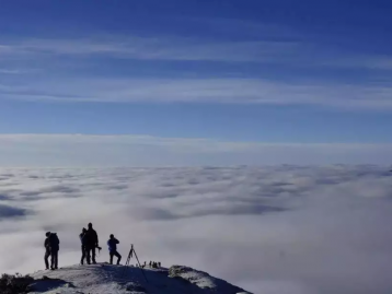 重庆出发川西3日自驾游：网红打卡神山云海霞光达瓦更扎-神木垒3日自驾游
