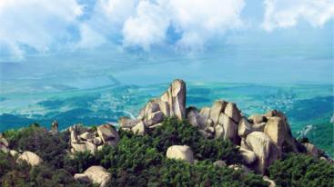 常州出发安徽大别山3日自驾游：大别山石窟-别墅温泉-滑雪-巨石山玻璃桥3日自驾-推荐