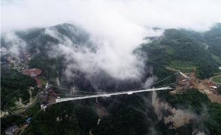 江蘇出發(fā)湘西7日自駕游：鳳凰古城-張家界大峽谷-挑戰(zhàn)玻璃棧道7日游自駕游