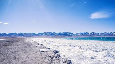 拉萨集合7日西藏自驾游：布达拉宫-羊卓雍措-雍布拉康-巴松措7日冬季自驾游-推荐