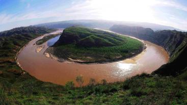 山东出发晋陕6日自驾游：雨岔大峡谷-乾坤湾-壶口瀑布-中国死海-推荐