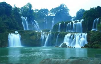 濟(jì)南出發(fā)廣西自駕11日游：廣西德天大瀑布、巴馬長壽村、北海銀灘、桂林山水全程自駕11日游-游推薦