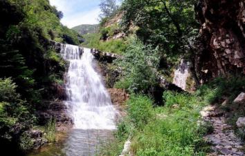 北京出发河北保定2日自驾游：全胜峡冰瀑、泡汤泉2日自驾活动-游推荐