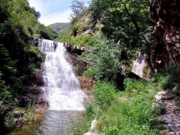 北京出發(fā)河北保定2日自駕游：全勝峽冰瀑、泡湯泉2日自駕活動