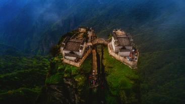 山东出发到贵州深度11日自驾游：梵净山-黄果树瀑布-大小七孔11日自驾游-推荐