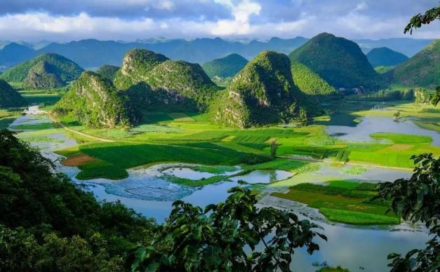 成都出发广西云南7日自驾游：坝美村-普者黑-抚仙湖-元谋土林7日自驾游