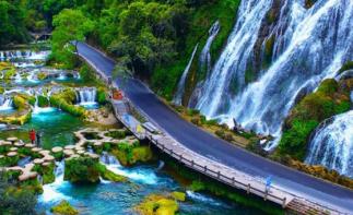 成都出發(fā)貴州6日自駕游：梵凈山-千戶苗寨-鎮(zhèn)遠(yuǎn)古鎮(zhèn)-赤水6日環(huán)線自駕游自駕游