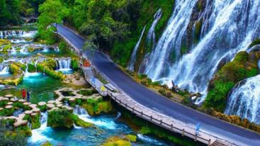 成都出发贵州6日自驾游：梵净山-千户苗寨-镇远古镇-赤水6日环线自驾游-推荐