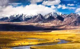 江蘇出發(fā)新疆自駕20日游：喀納斯-魔鬼城-胡楊林-莫高窟，自駕穿越陜甘內(nèi)蒙新疆20日自駕游自駕游