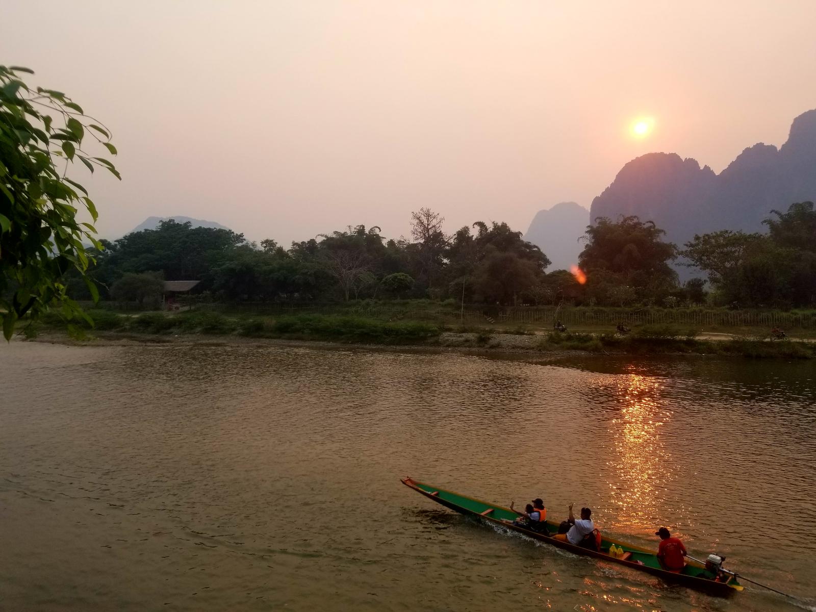 磨憨集合7日自驾老挝：琅勃拉邦-万荣-南松河7日东南亚跨境自驾自驾游
