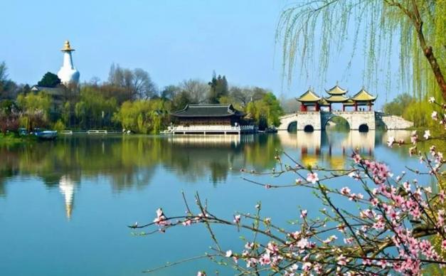 武汉出发扬州4日自驾游：瘦西湖-兴化千垛油菜花-李中水上森林4天自驾游