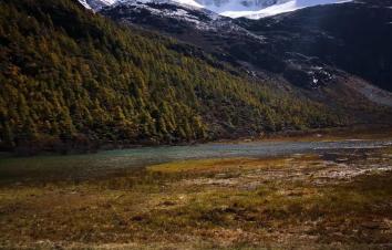 成都到稻城色达9日自驾游：新都桥-四姑娘山-稻城亚丁-色达10日川西大环线自驾游-游推荐