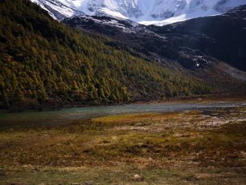 成都到稻城色达9日自驾游：新都桥-四姑娘山-稻城亚丁-色达10日川西大环线自驾游