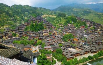 贵阳集合9日黔西南落地自驾：镇远古镇-西江千户苗寨-梵净山-百里杜鹃9日多彩贵州自驾游-游推荐