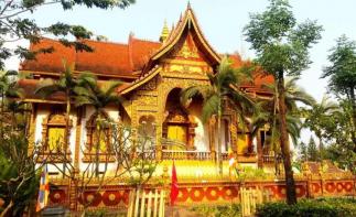 成都出发老挝7日自驾游：普西山-关西瀑布-琅勃拉邦老挝自驾游自驾游