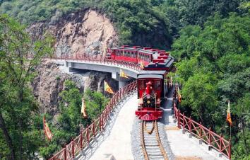 北京周边2日自驾游：黄金寨玻璃栈桥-土门关驿道小镇-实弹射击2日休闲自驾游-游推荐