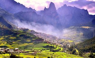 成都出發(fā)甘南7日自駕游：九曲黃河-納摩峽大峽谷-扎尕那7日自駕游自駕游