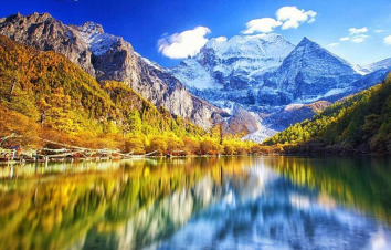 成都出發(fā)稻城亞丁6日游：新都橋-香格里拉-稻城亞丁自駕游-游推薦