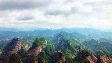 广东出发湖南崀山4日自驾游:千年瑶寨-大美崀山-世界奇观灵渠4天休闲自驾游-推荐