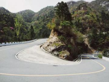 江苏出发安徽3日自驾游：天堂寨-万佛湖-十里杜鹃马鬃岭自驾3日游