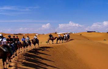 山东到宁夏6日自驾游：波浪谷-难关清真寺-水洞沟-镇北堡-沙坡头6日自驾游-游推荐