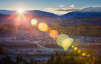 乌鲁木齐出发北疆8日自驾游：可可拖海-布尔津-禾木-喀纳斯8日北疆自驾游-游推荐