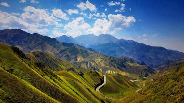 乌鲁木齐出发北疆+独库13日落地自驾游：可可托海—喀纳斯—禾木—独库公路13日自驾游-推荐