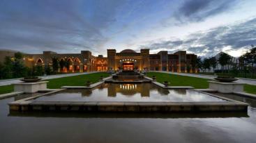 鄂尔多斯集合内蒙古库布其沙漠七星湖、鄂尔多斯大草原、成吉思汗陵5天4晚野奢自驾游-推荐