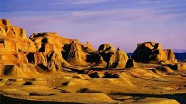 江苏出发新疆32天大环线：乌鲁木齐-赛里木湖-巴音郭楞-丝绸之路32天新疆西北大环线-推荐