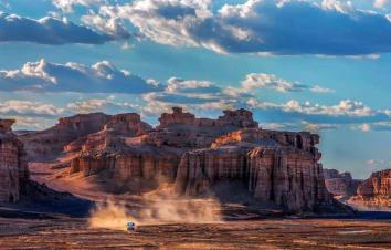 乌鲁木齐出发北疆12日环线自驾：喀纳斯-魔鬼城-无人区/沙漠/戈壁12日特种穿越北疆落地自驾游-游推荐