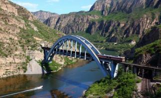 北京周边1日自驾游：龙门沟一线天-幽州峡谷连穿，自驾京西峭壁风光自驾游