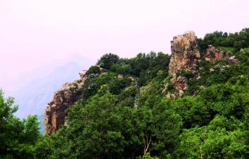 北京周边2日自驾游：银狐洞、百花山主峰、七彩小镇河北2日自驾-游推荐