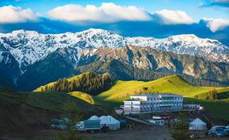 乌鲁木齐集合北疆12日落地自驾游：神秘喀纳斯-赛里木湖-吐鲁番12日北疆环线落地自驾自驾游