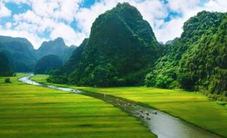 全國出發(fā)南北穿越越南6日落地自駕游：岑山海灘-陸龍灣-發(fā)焰石大教堂6日休閑自駕游自駕游