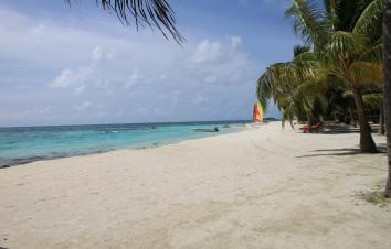 东兴口岸集合越南6日自驾游：越南芒街-下龙湾-吉婆岛6日沙滩海鲜美食自驾游-游推荐