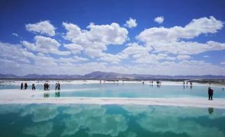 武汉出发陕甘青13日西北大环线：麦积山石窟-张掖七彩丹霞-嘉峪关-青海湖13日自驾游自驾游