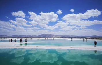 武汉出发陕甘青13日西北大环线：麦积山石窟-张掖七彩丹霞-嘉峪关-青海湖13日自驾游-游推荐