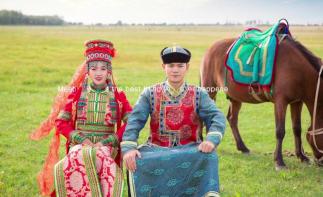 鄂爾多斯6日自駕游：庫布其沙漠-鄂爾多斯大草原-阿爾寨石窟-布龍湖-康巴什6日內(nèi)蒙自駕游自駕游