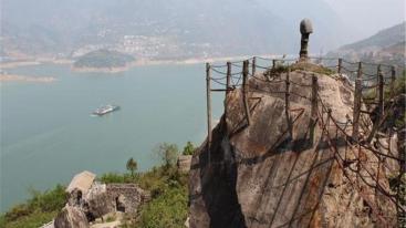 武汉出发湖北秭归2日自驾游：穿越三峡专用公路-屈原故里-链子崖2日自驾活动-推荐