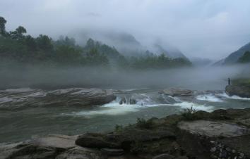 兰州出发4日陇南自驾游：花桥村-阳坝采茶-红豆谷-青木川-剑门关4日自驾-游推荐