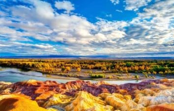 廣東出發(fā)新疆26日自駕游：張掖七彩丹霞-敦煌鳴沙山-喀納斯仙境-茶卡鹽湖26日穿越甘肅/新疆自駕游-游推薦