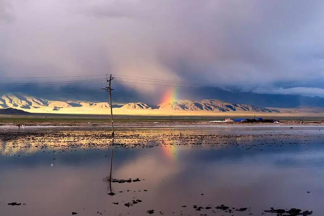 兰州集合西北10日大环线：张掖七彩丹霞-嘉峪关-莫高窟-茶卡盐湖10日落地自驾游自驾游