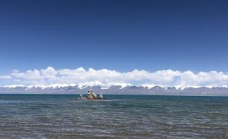 西安出发青海9日深度自驾游：青海湖-门源油菜花-哈拉湖-翡翠湖-茶卡盐湖9日自驾游自驾游