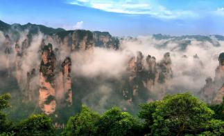 山东出发湘西7日自驾游：张家界-凤凰古城-猛洞河漂流-芙蓉镇-墨戎苗寨美景赏析7日游自驾游