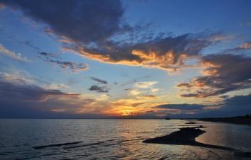 乌鲁木齐集合新疆9日落地自驾游：克孜尔千佛洞+卡拉库里湖+塔克拉玛干大沙漠穿越9日自驾游-游推荐