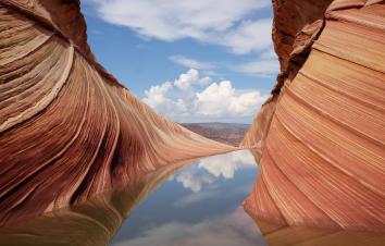 成都出发内蒙鄂尔多斯7日自驾游：波浪谷-库布奇七星湖-成吉思汗陵7日草原自驾游-游推荐