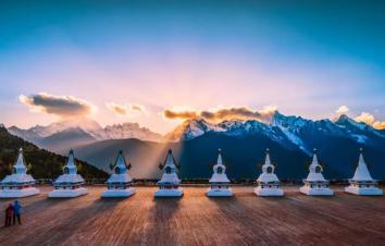 重慶出發(fā)云南香格里拉12日自駕游：瀘沽湖-麗江-香格里拉-新都橋12日滇藏自駕游-游推薦