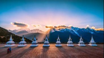 重庆出发云南香格里拉12日自驾游：泸沽湖-丽江-香格里拉-新都桥12日滇藏自驾游-推荐