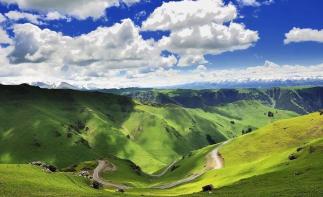 烏魯木齊集合新疆10日自駕游：神秘喀納斯-可可托海-伊犁-獨(dú)庫環(huán)線10日自駕游自駕游